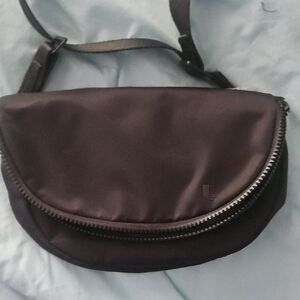 Black Crossbody Bag with Zipper